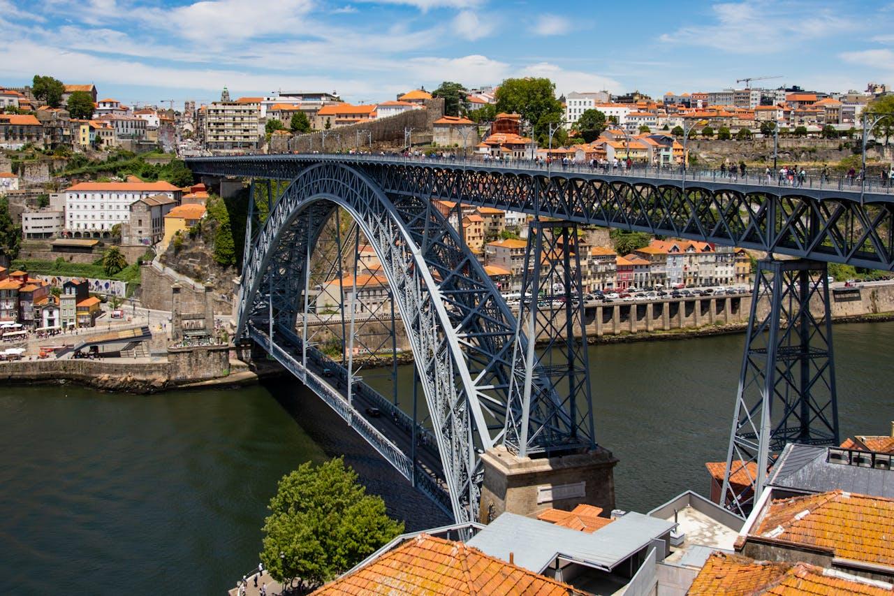 Autotransport Portugal, Porto